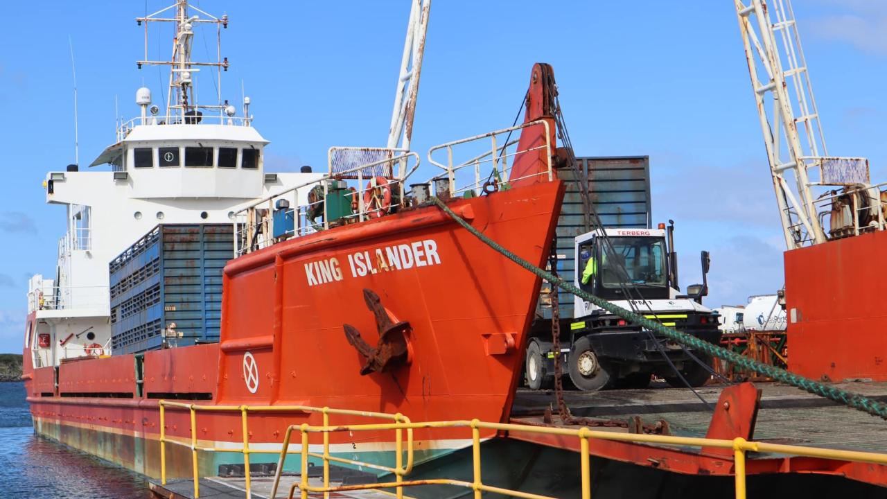 Eastern Line vessel King Islander Eastern Line vessel King Islander